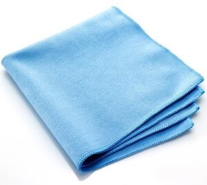 Embossed microfibre wipe for windows